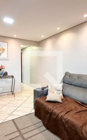Casa à venda com 187m², 3 quartos e 2 vagas Casa à venda com 187m², 3 quartos e 2 vagasSala