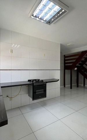 Casa à venda com 142m², 2 quartos e 3 vagas Casa à venda com 142m², 2 quartos e 3 vagasCozinha