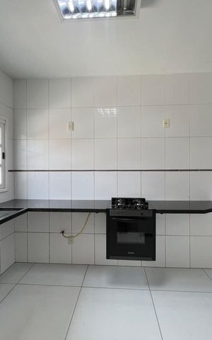 Casa à venda com 142m², 2 quartos e 3 vagas Casa à venda com 142m², 2 quartos e 3 vagasCozinha