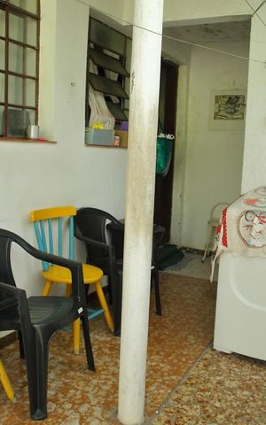 Casa à venda com 220m², 3 quartos e 2 vagasÁrea de Serviço/Quintal - edícula 