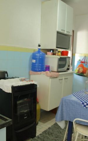 Casa à venda com 220m², 3 quartos e 2 vagasCozinha 