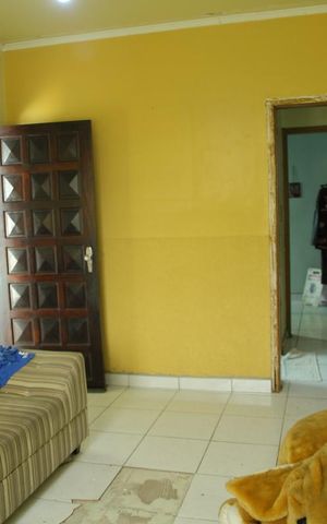 Casa à venda com 220m², 3 quartos e 2 vagasSala
