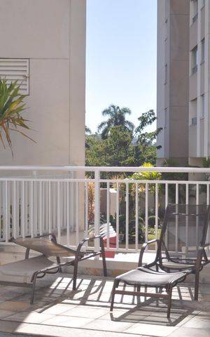 Apartamento para alugar com 68m², 3 quartos e 1 vagaÁrea comum - Piscina