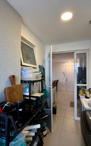 Apartamento à venda com 79m², 3 quartos e 1 vagaÁrea de Serviço