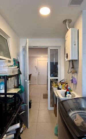 Apartamento à venda com 79m², 3 quartos e 1 vagaÁrea de Serviço