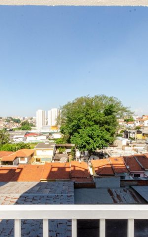 Apartamento para alugar com 28m², 2 quartos e sem vaga Apartamento para alugar com 28m², 2 quartos e sem vagaSala - Varanda