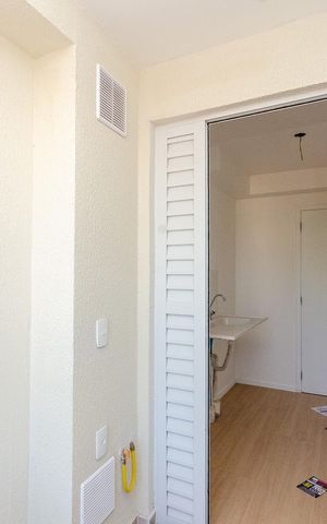 Apartamento para alugar com 28m², 2 quartos e sem vaga Apartamento para alugar com 28m², 2 quartos e sem vagaSala - Varanda