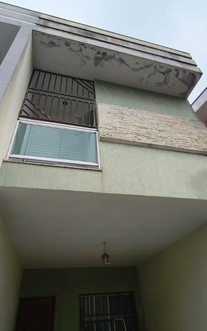 Casa à venda com 125m², 3 quartos e 2 vagas Casa à venda com 125m², 3 quartos e 2 vagasÁrea externa