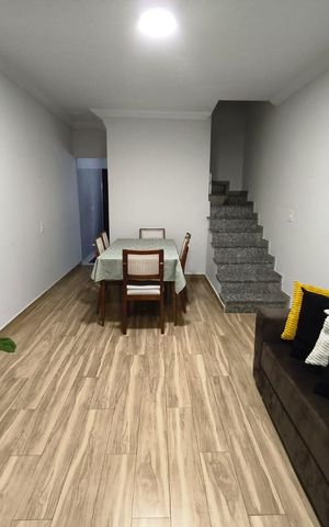 Casa à venda com 125m², 3 quartos e 2 vagas Casa à venda com 125m², 3 quartos e 2 vagasSala