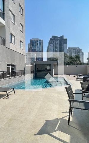 Apartamento à venda com 47m², 2 quartos e 1 vaga Apartamento à venda com 47m², 2 quartos e 1 vagaPiscina