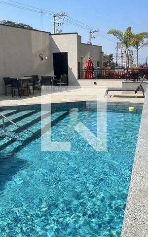 Apartamento à venda com 47m², 2 quartos e 1 vaga Apartamento à venda com 47m², 2 quartos e 1 vagaPiscina