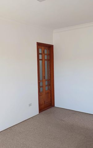 Casa à venda com 160m², 3 quartos e 4 vagas Casa à venda com 160m², 3 quartos e 4 vagasQuarto