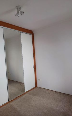 Casa à venda com 160m², 3 quartos e 4 vagas Casa à venda com 160m², 3 quartos e 4 vagasQuarto
