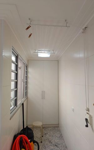 Casa à venda com 160m², 3 quartos e 4 vagas Casa à venda com 160m², 3 quartos e 4 vagasÁrea de serviço