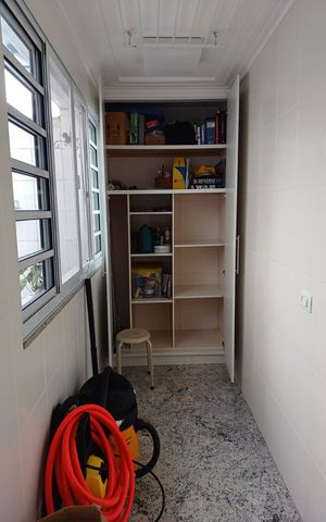 Casa à venda com 160m², 3 quartos e 4 vagas Casa à venda com 160m², 3 quartos e 4 vagasÁrea de serviço