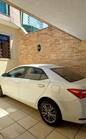 Casa à venda com 160m², 3 quartos e 4 vagas Casa à venda com 160m², 3 quartos e 4 vagasÁrea externa
