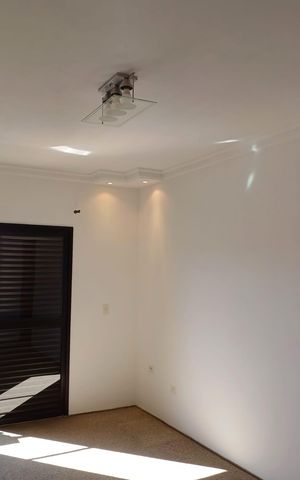 Casa à venda com 160m², 3 quartos e 4 vagas Casa à venda com 160m², 3 quartos e 4 vagasQuarto