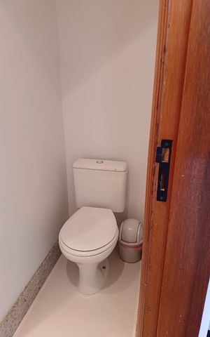 Casa à venda com 160m², 3 quartos e 4 vagas Casa à venda com 160m², 3 quartos e 4 vagasLavabo