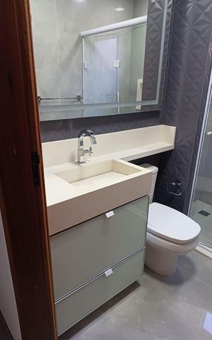 Casa à venda com 160m², 3 quartos e 4 vagas Casa à venda com 160m², 3 quartos e 4 vagasBanheiro