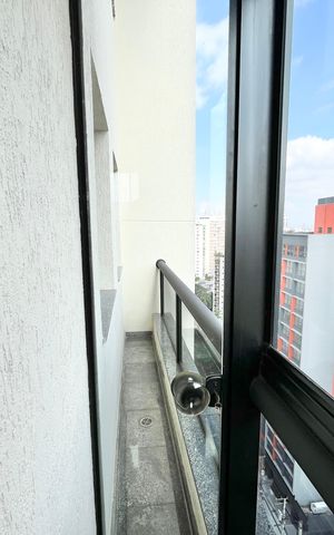 Apartamento à venda com 126m², 3 quartos e 2 vagas Apartamento à venda com 126m², 3 quartos e 2 vagasVaranda da Sala
