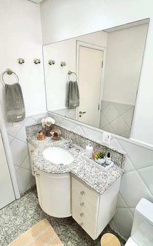 Apartamento à venda com 126m², 3 quartos e 2 vagas Apartamento à venda com 126m², 3 quartos e 2 vagasBanheiro Social