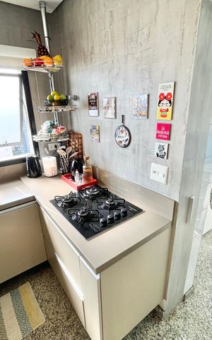 Apartamento à venda com 126m², 3 quartos e 2 vagas Apartamento à venda com 126m², 3 quartos e 2 vagasCozinha