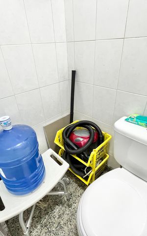 Apartamento à venda com 126m², 3 quartos e 2 vagas Apartamento à venda com 126m², 3 quartos e 2 vagasBanheiro de serviço