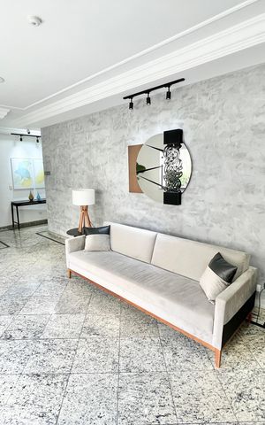Apartamento à venda com 126m², 3 quartos e 2 vagas Apartamento à venda com 126m², 3 quartos e 2 vagasHall de entrada