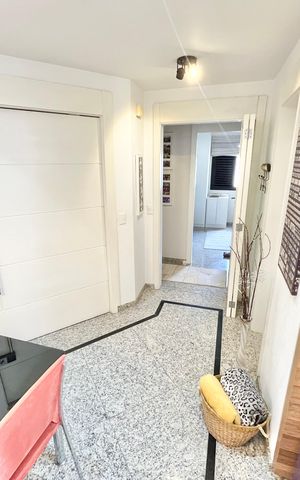 Apartamento à venda com 126m², 3 quartos e 2 vagas Apartamento à venda com 126m², 3 quartos e 2 vagasSala