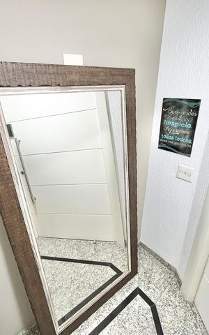 Apartamento à venda com 126m², 3 quartos e 2 vagas Apartamento à venda com 126m², 3 quartos e 2 vagasHall de entrada do apartamento