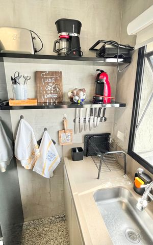 Apartamento à venda com 126m², 3 quartos e 2 vagas Apartamento à venda com 126m², 3 quartos e 2 vagasCozinha