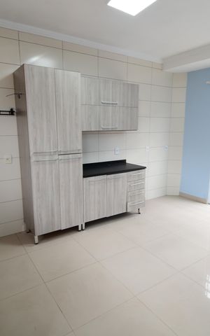 Casa de condomínio à venda com 84m², 2 quartos e 2 vagasCozinha