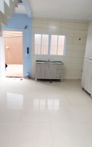 Casa de condomínio à venda com 84m², 2 quartos e 2 vagasCozinha