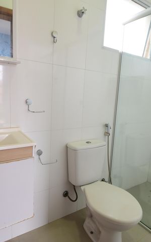 Casa de condomínio à venda com 84m², 2 quartos e 2 vagasBanheiro Suíte