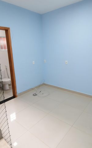 Casa de condomínio à venda com 84m², 2 quartos e 2 vagasSala