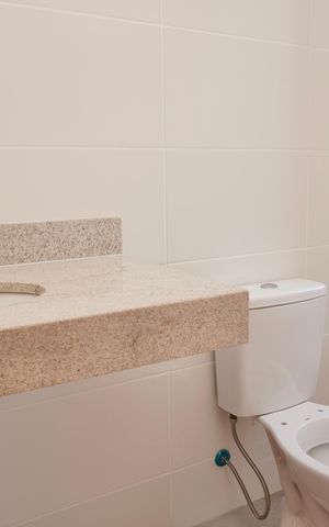 Apartamento à venda com 69m², 2 quartos e 1 vaga Apartamento à venda com 69m², 2 quartos e 1 vagaBanheiro da Suíte