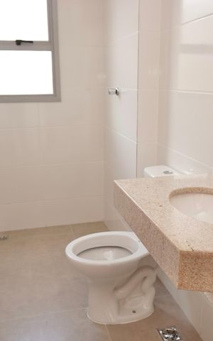 Apartamento à venda com 69m², 2 quartos e 1 vaga Apartamento à venda com 69m², 2 quartos e 1 vagaBanheiro Social
