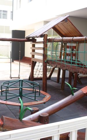 Apartamento para alugar com 75m², 2 quartos e 2 vagasÁrea comum - Playground