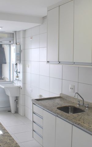 Apartamento para alugar com 75m², 2 quartos e 2 vagasCozinha