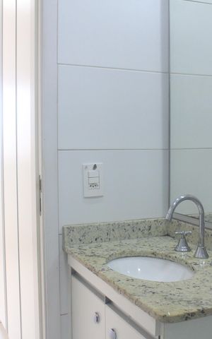 Apartamento para alugar com 75m², 2 quartos e 2 vagasBanheiro da Suíte 2