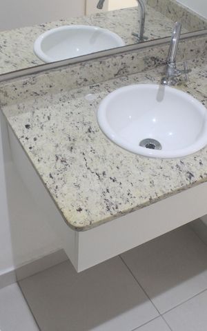 Apartamento para alugar com 75m², 2 quartos e 2 vagasLavabo