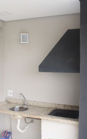 Apartamento para alugar com 75m², 2 quartos e 2 vagasVaranda
