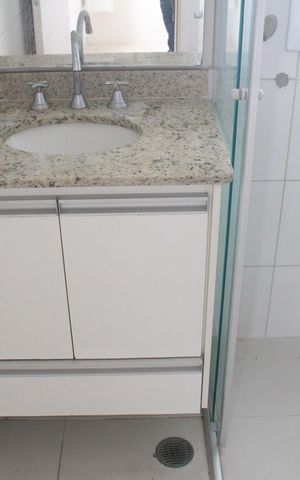 Apartamento para alugar com 75m², 2 quartos e 2 vagasBanheiro da Suíte 2