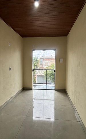 Casa à venda com 48m², 2 quartos e sem vaga