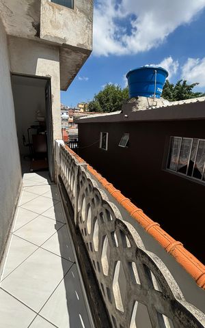 Apartamento à venda com 125m², 3 quartos e 2 vagasQuarto 2 Varanda