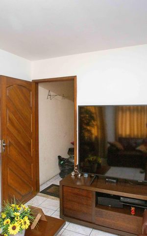 Casa à venda com 290m², 2 quartos e 7 vagasSala Casa 1