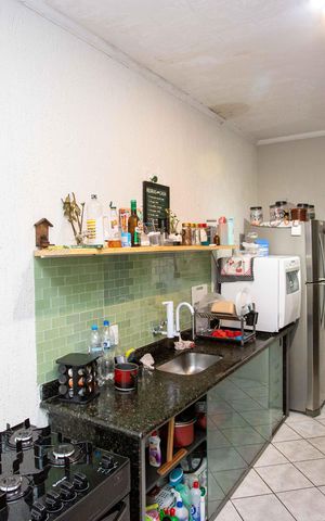 Casa à venda com 290m², 2 quartos e 7 vagasCozinha Casa 2