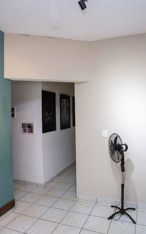 Casa à venda com 290m², 2 quartos e 7 vagasSala Casa 2