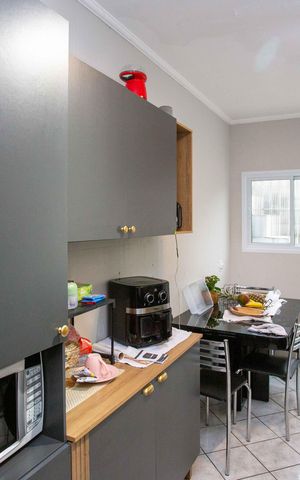 Casa à venda com 290m², 2 quartos e 7 vagasCozinha Casa 2