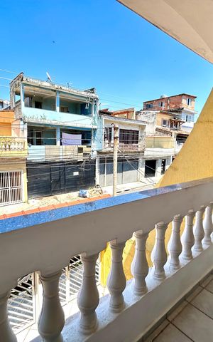 Casa à venda com 180m², 3 quartos e 2 vagas Casa à venda com 180m², 3 quartos e 2 vagasSacada da Suíte